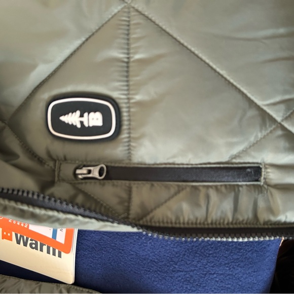 Boys XL 18/20 Winter Jacket - Picture 4 of 5